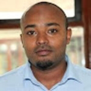 Meet your Posher, Elias